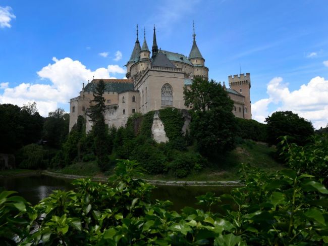 Medzinárodný deň detí na Bojnickom zámku bude patriť prehliadke so scénkou