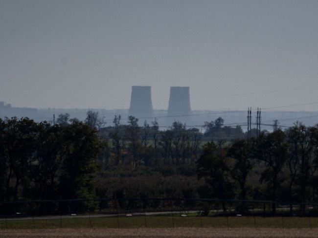 MAAE: Voda v nádrži stále chladí ukrajinskú jadrovú elektráreň
