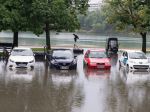 SHMÚ vydal výstrahy druhého stupňa pred búrkami aj hydrologické výstrahy