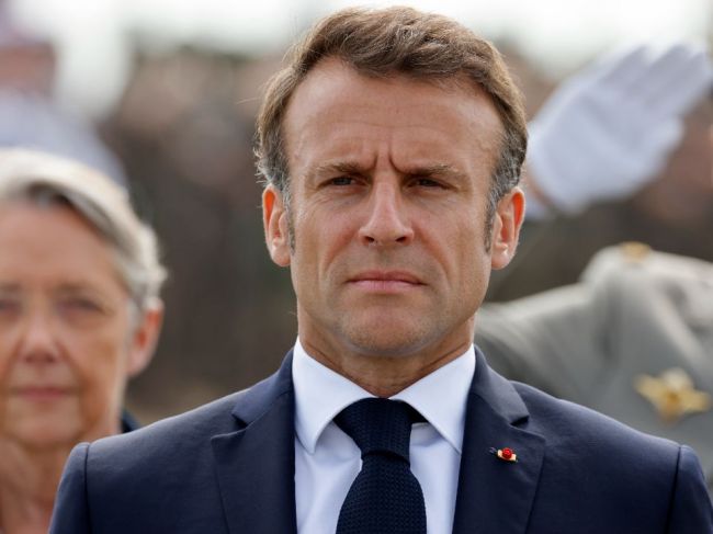 Macron: Ukrajinská protiofenzíva sa začala, bude trvať možno mesiace