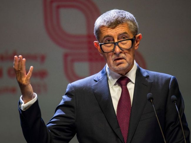 Českí poslanci sprísnili "Lex Babiš", politikom zakazuje vlastniť médiá