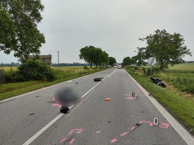 Vážna dopravná nehoda: Vodič motorky zrážku s autom neprežil