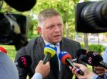 Smer-SD trvá na prerokovaní svojich návrhov zákonov v parlamente
