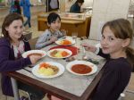 Okruh detí, na ktoré možno poskytnúť dotáciu na obedy, sa rozšíri