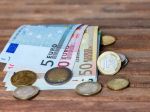 Prezidentka podpísala ústavné právo na platbu v hotovosti