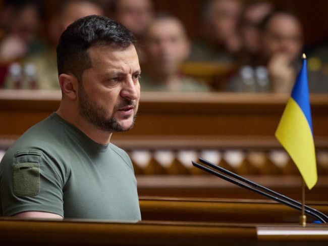 Zelenskyj príde na summit NATO len v prípade, ak jeho lídri preukážu "odvahu"