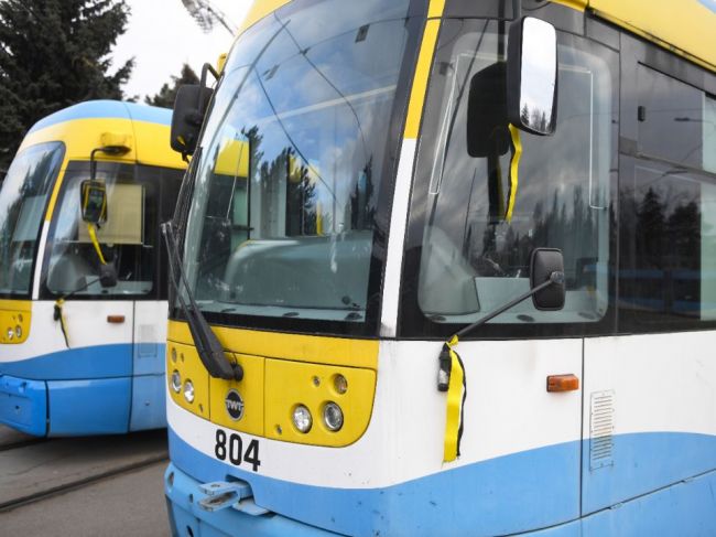 Platy zamestnancov DPMK sa zvýšia od mája aj od septembra