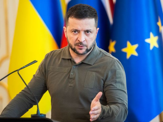 Zelenskyj sa stretol aj s expremiérom Hegerom a bývalým ministrom Naďom