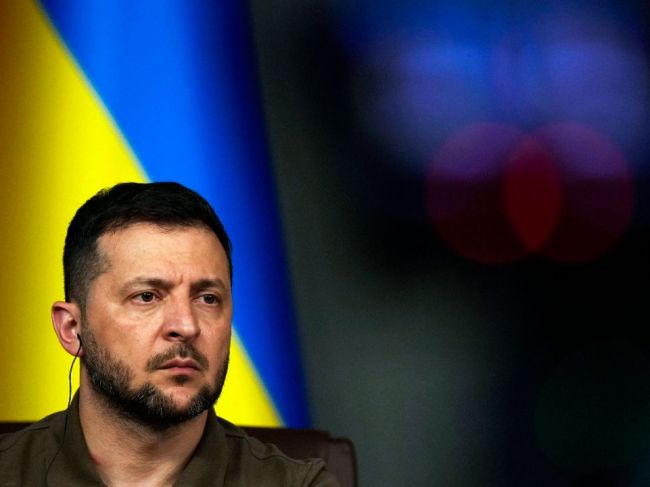 Zelenskyj navštívil pri príležitosti 500. dňa invázie Hadí ostrov