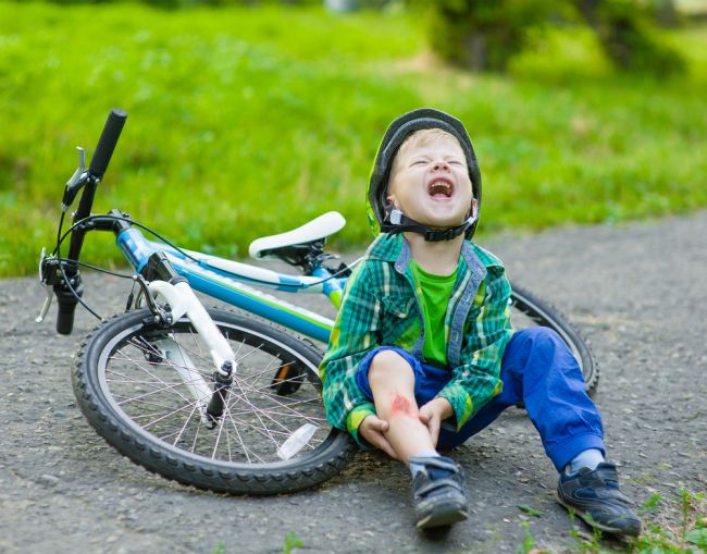 V Lete Sú U Detí časté úrazy Z Bicyklov či Kolobežiek Mnohým Sa Dá Vyhnúť Infosk 4762