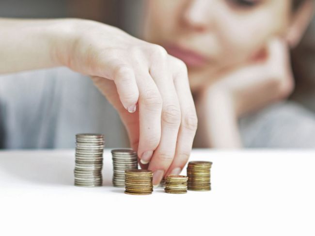 Európania majú problém s finančnou gramotnosťou, ukázal Eurobarometer