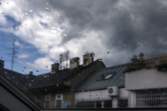 Meteorológovia varujú pred intenzívnym dažďom a vetrom