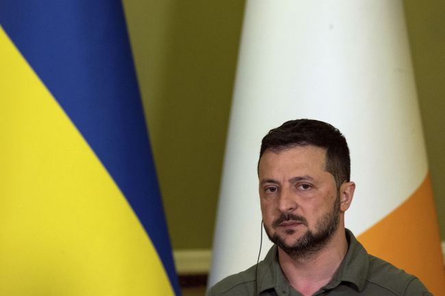 Zelenskyj odvolal veľvyslanca v Londýne, ktorý ho kritizoval za sarkazmus