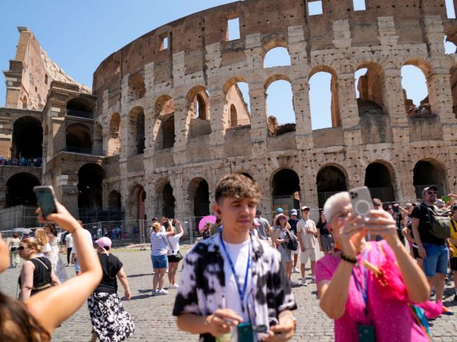 Hotelieri protestujú proti zvýšeniu turistickej dane v Ríme