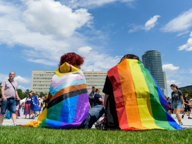 Politici v súvislosti s Dúhovým Pride spomínajú pomoc i rešpekt k iným názorom