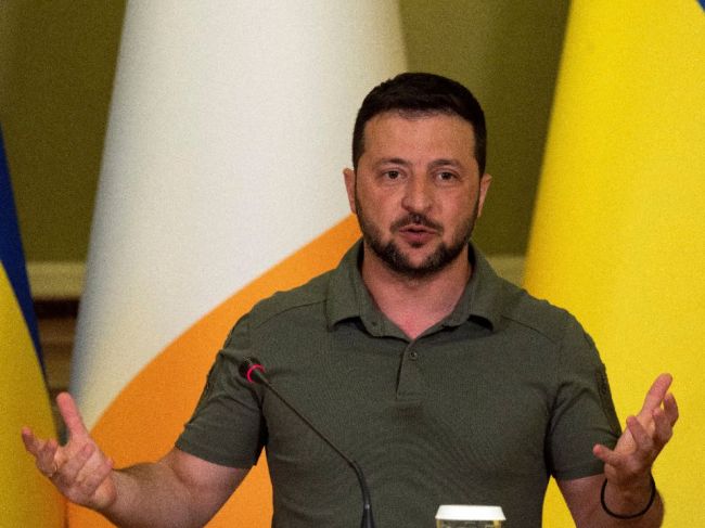 Zelenskyj vyzval na zrušenie obmedzení na vývoz obilia do európskych krajín