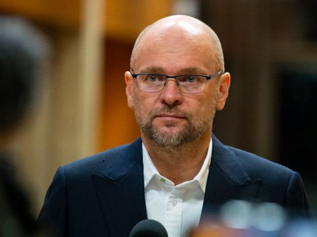 Strana SaS vyzvala politické strany na rokovania o energetike