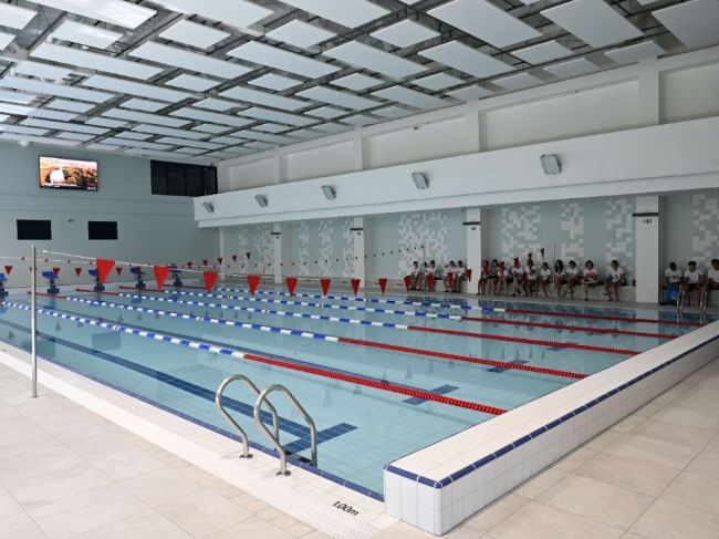 V Michalovciach otvorili vynovenú plaváreň