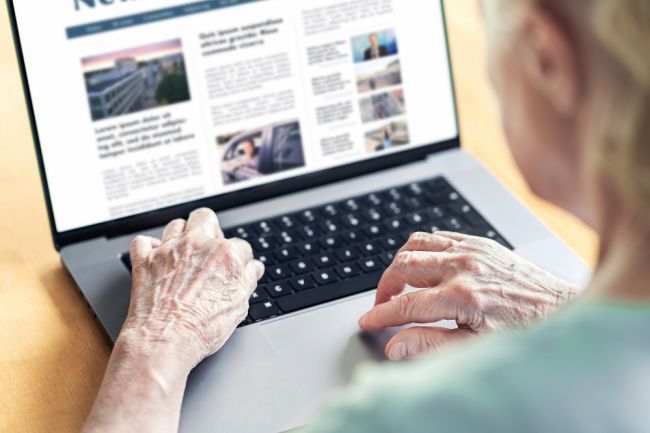 85 percent Európanov chce opatrenia proti dezinformáciám na internete
