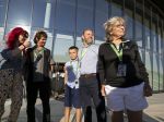 Firma Virgin Galactic vyniesla do vesmíru prvýkrát civilných pasažierov