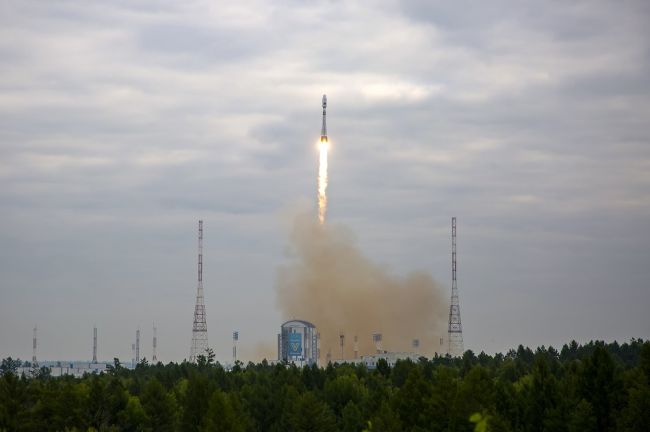 Ruská sonda Luna-25 stroskotala na Mesiaci