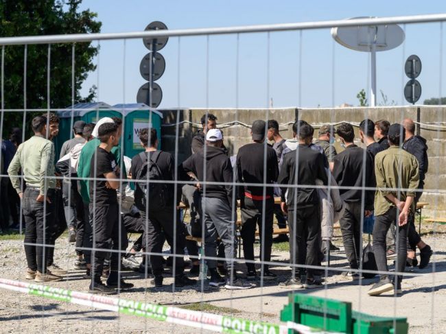 Prezidentka avizuje opatrenia v súvislosti s migračnou krízou
