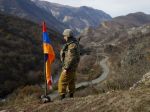 Arménski separatisti v Náhornom Karabachu oznámili, že zložia zbrane