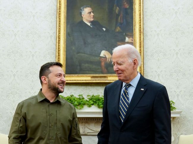 Biden oznámil nový balík pomoci Ukrajine v hodnote 325 miliónov dolárov