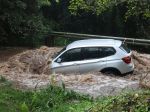 SHMÚ: V niektorých okresoch hrozí povodeň z trvalého dažďa