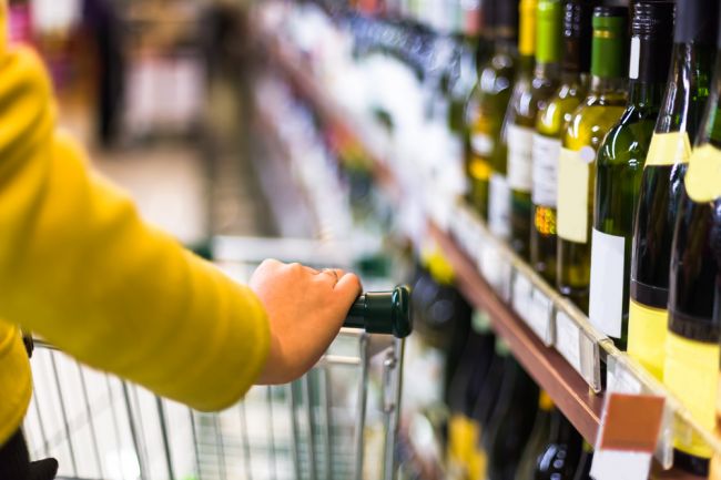 ŠVPS: Legislatíve pri kontrolách nevyhovelo 25 % vzoriek zahraničných vín