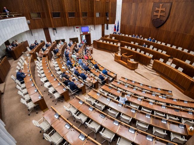 Hrabko: Vo voľbách nepôjde o charakter štátu, ale o vládu s legitimitou od ľudí