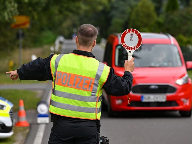 Nemeckí policajti namietajú proti zavedeniu kontrol na hraniciach s Poľskom a ČR