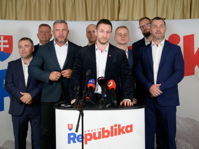 Uhrík pripustil, že hnutie Republika sa nemusí dostať do parlamentu