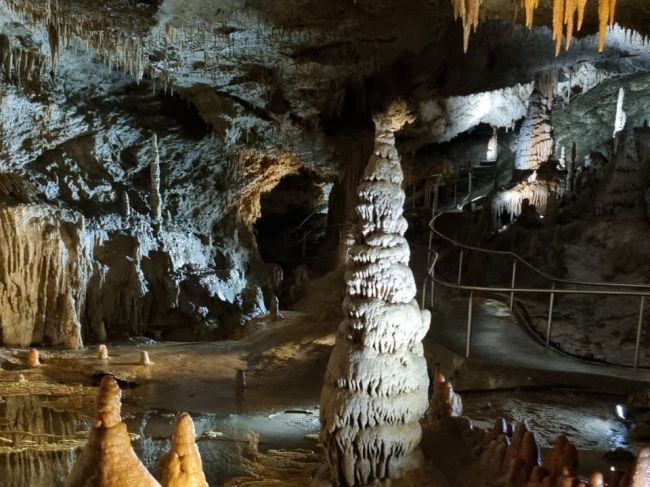 Demänovskú jaskyňu slobody po rekonštrukcii opäť sprístupnili verejnosti