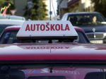 Ponuky na vybavenie vodičského preukazu cez internet sú podvod