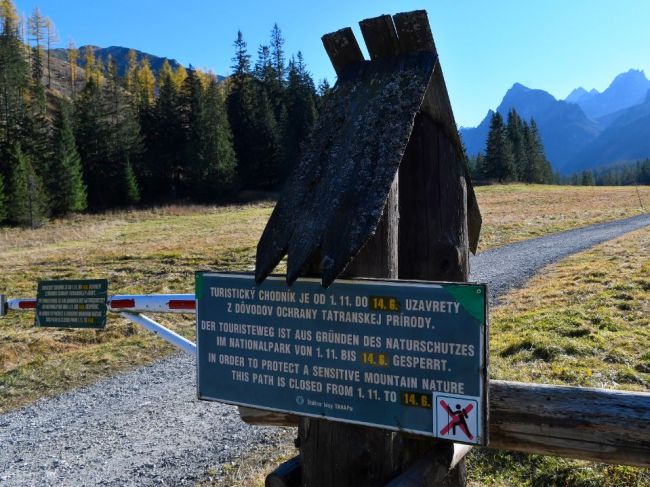 Letnú sezónu na horách strieda zimná, od novembra je v Tatrách uzávera