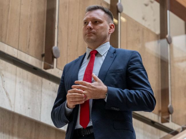 Vláda chce zatiaľ vyriešiť drahé hypotéky za rok 2023, asi formou daňovej úľavy