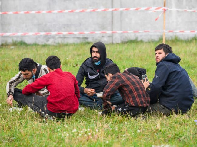 Polícia reaguje na správy o migrantoch pri Trenčíne: Takáto je pravda