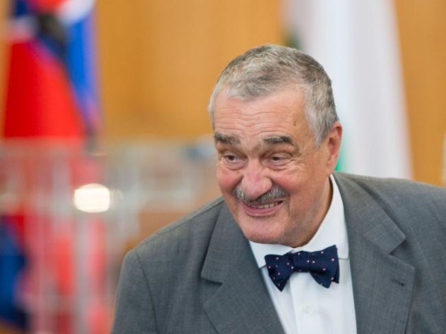 Schwarzenberg bude mať pohreb so štátnymi poctami