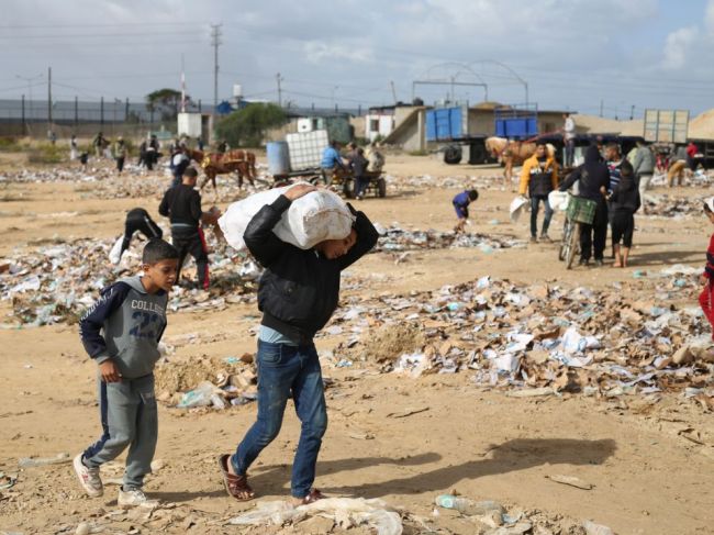 UNRWA: V Pásme Gazy prší, situácia utečencov v prístreškoch je neudržateľná
