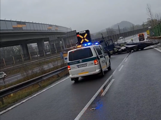 Video: Na diaľnici D3 došlo k vážnej nehode
