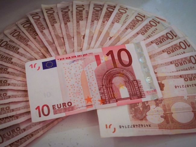 Finančný majetok domácností už neklesá, obnovenie rastu bude pomalé