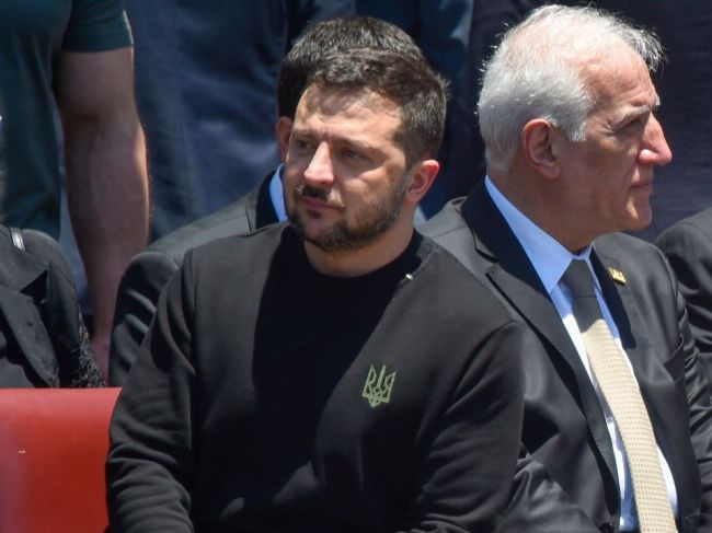 Zelenskyj dostal na utorok od Bidena pozvanie do Bieleho domu