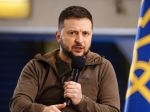 Zelenskyj vo Washingtone: Odkladanie ďalšej pomoci Ukrajine prospieva Putinovi