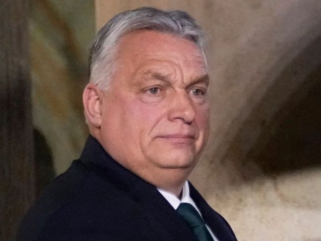 Orbán v rozprave k návrhu uznesenia varoval pred rýchlym prijatím Ukrajiny do EÚ