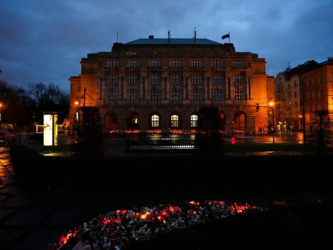 Budova filozofickej fakulty zostáva zatvorená, škola plánuje online výučbu