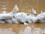 SHMÚ varuje pred povodňou, v tomto okrese platí hydrologická výstraha 2.stupňa