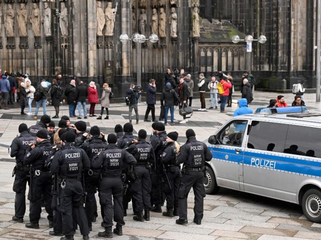 Nemecká polícia zadržala ďalšieho podozrivého z plánovania útoku na kolínsky dóm