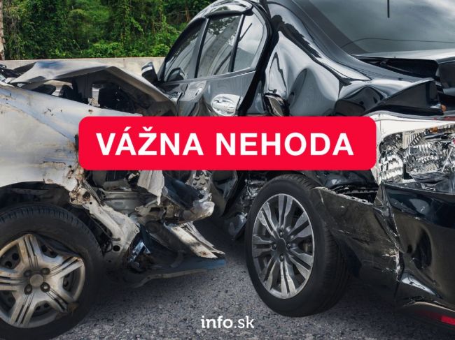 Pri dopravnej nehode zahynula jedna osoba, vodič druhého auta vyviazol bez zranení