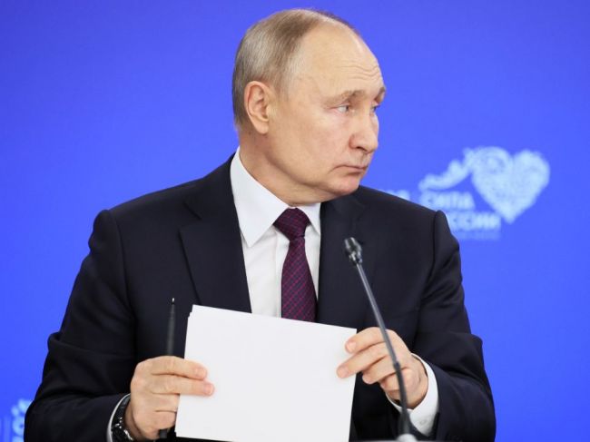 Putin zbiera podpisy do volieb aj na Ruskom ovládanom území Ukrajiny